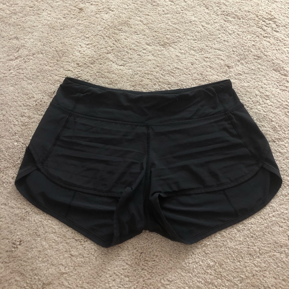 Lulu lemon speed up shorts 2.5 in